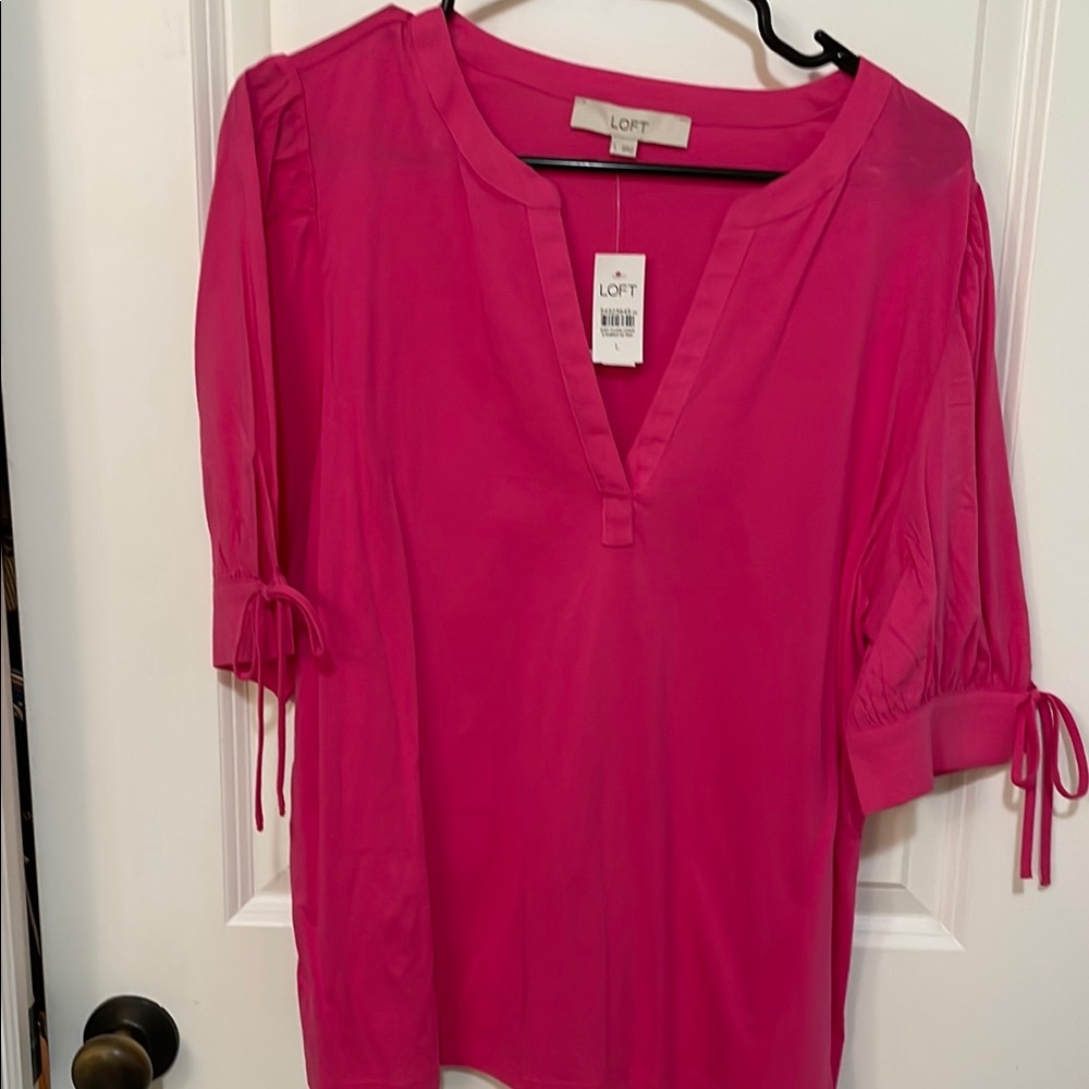 LOFT Women's Pink knit top